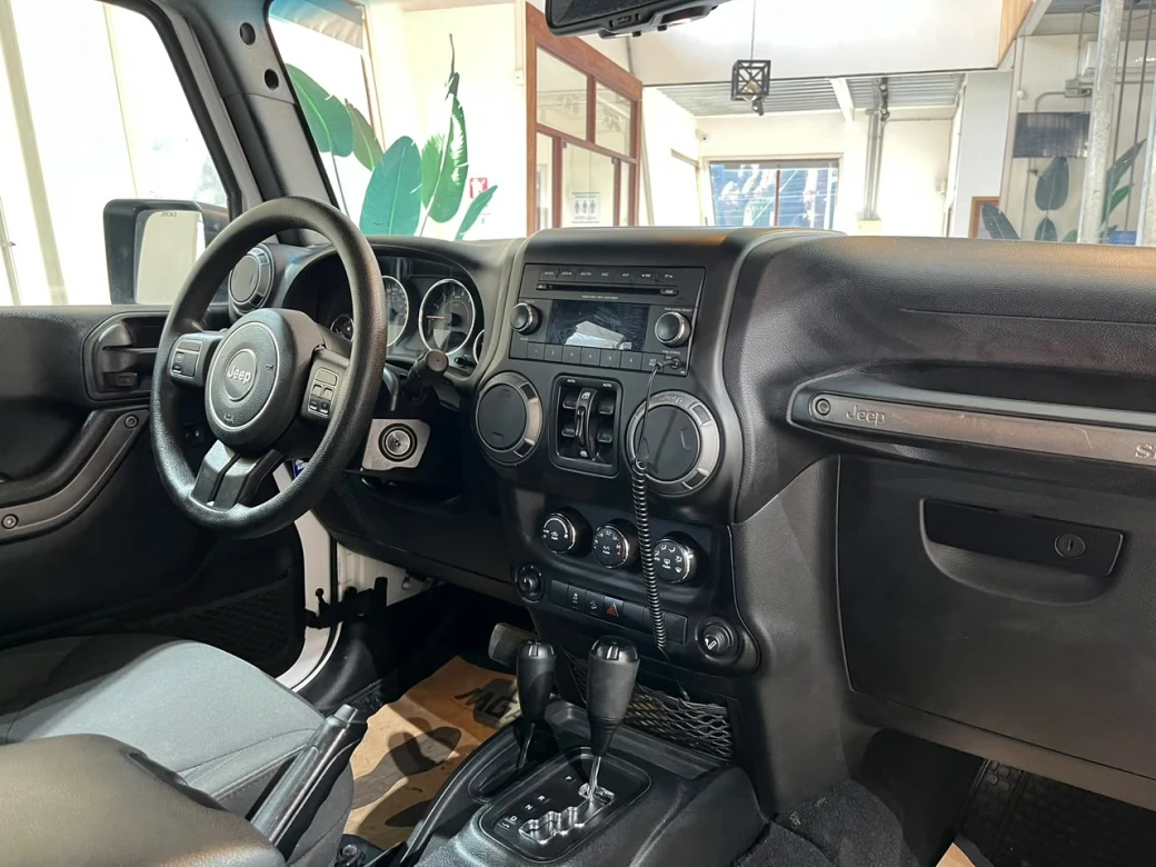 imagen 0 de vehiculo con id 2220